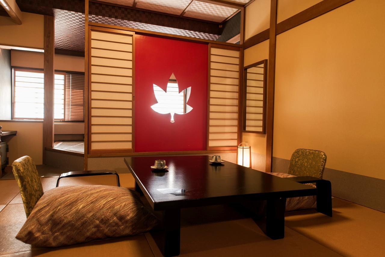 ימאגאטה Takamiya Ryokan Miyamaso מראה חיצוני תמונה