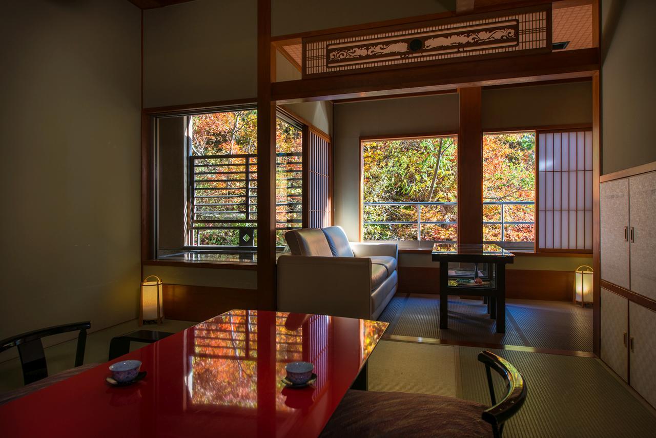ימאגאטה Takamiya Ryokan Miyamaso מראה חיצוני תמונה